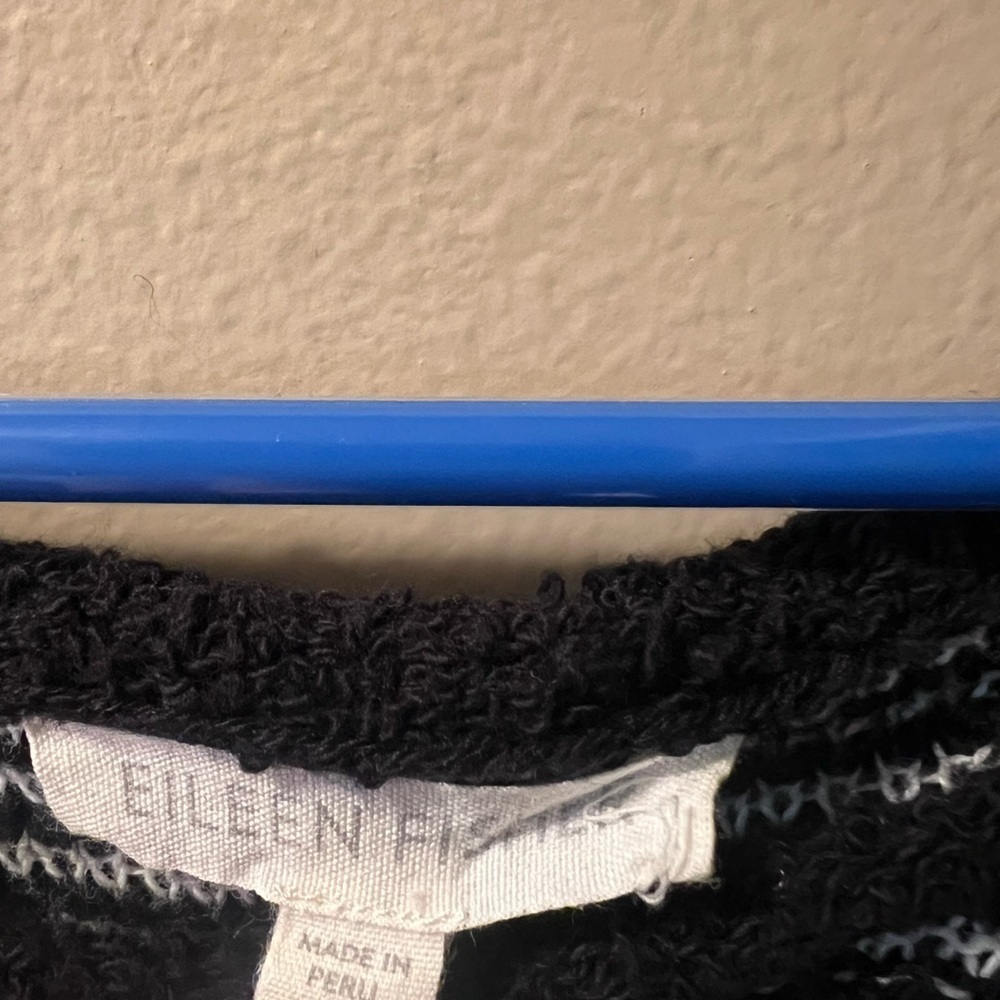 EILEEN FISHER medium tank Organic Cotton Black White Hi Low Hem Side Slit - Picture 3 of 6